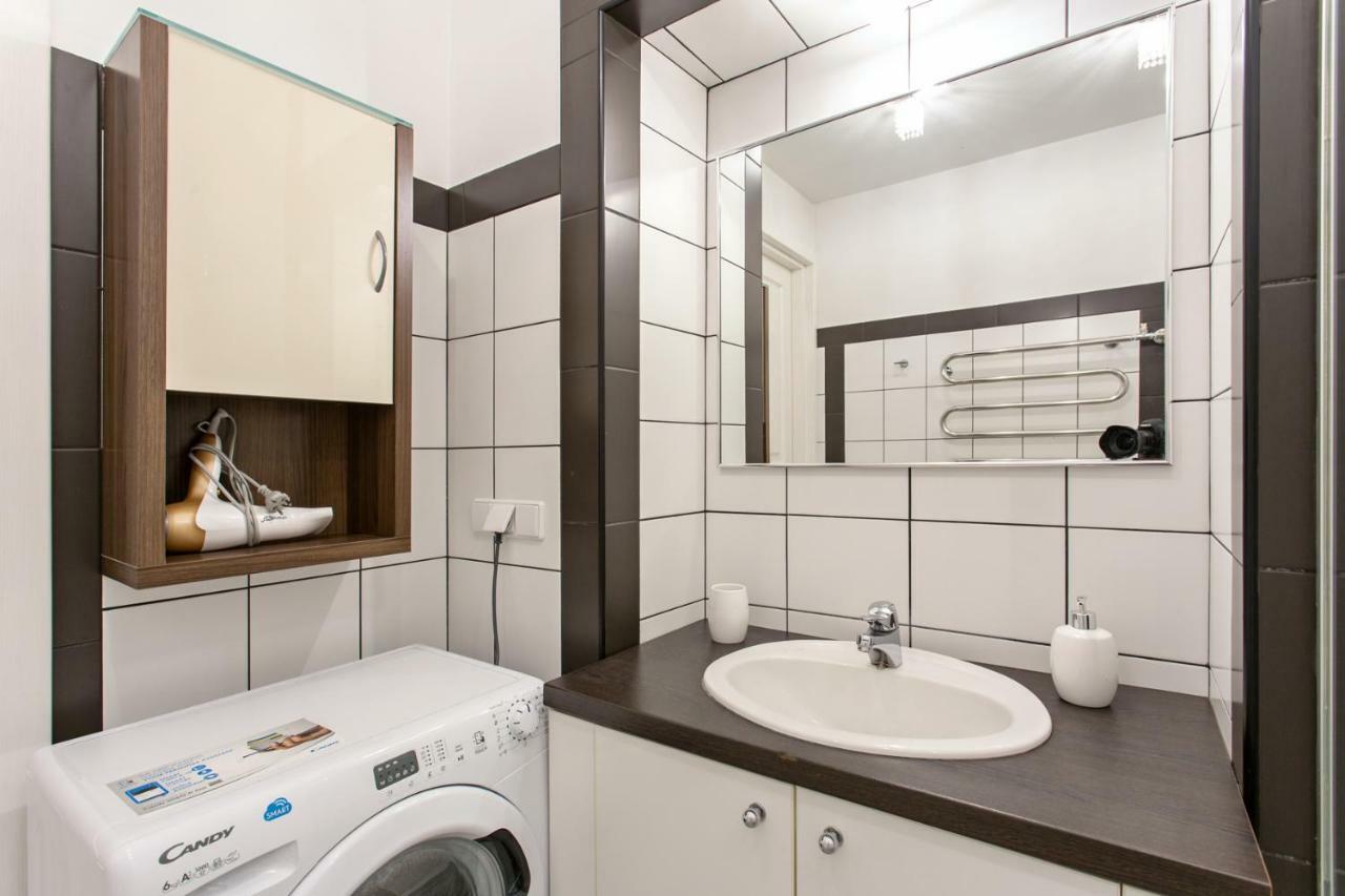 New Quiet Cozy City Center Apartment วิลนีอุส ภายนอก รูปภาพ